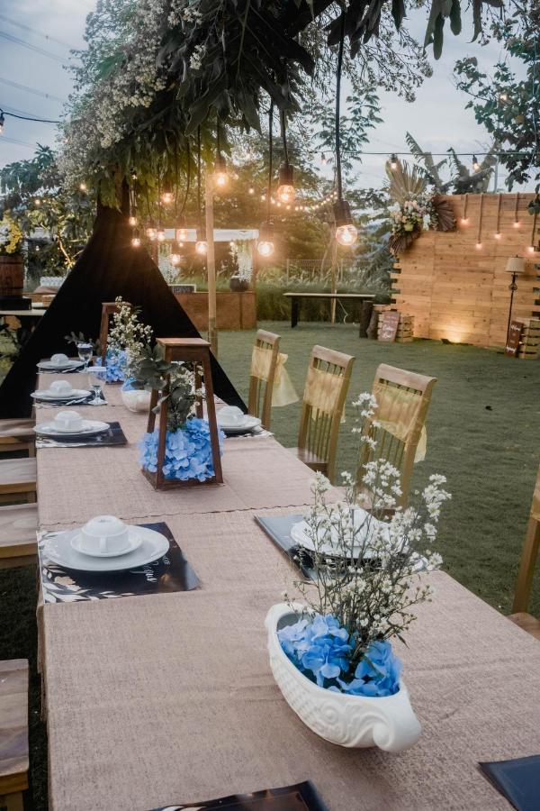 The Wujil Resort & Conventions Semarang Exterior foto