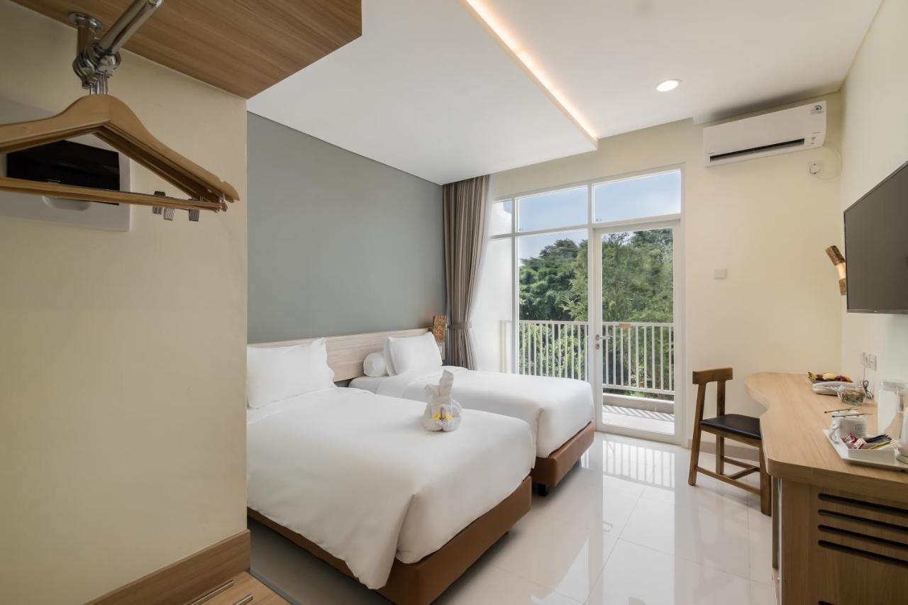 The Wujil Resort & Conventions Semarang Exterior foto