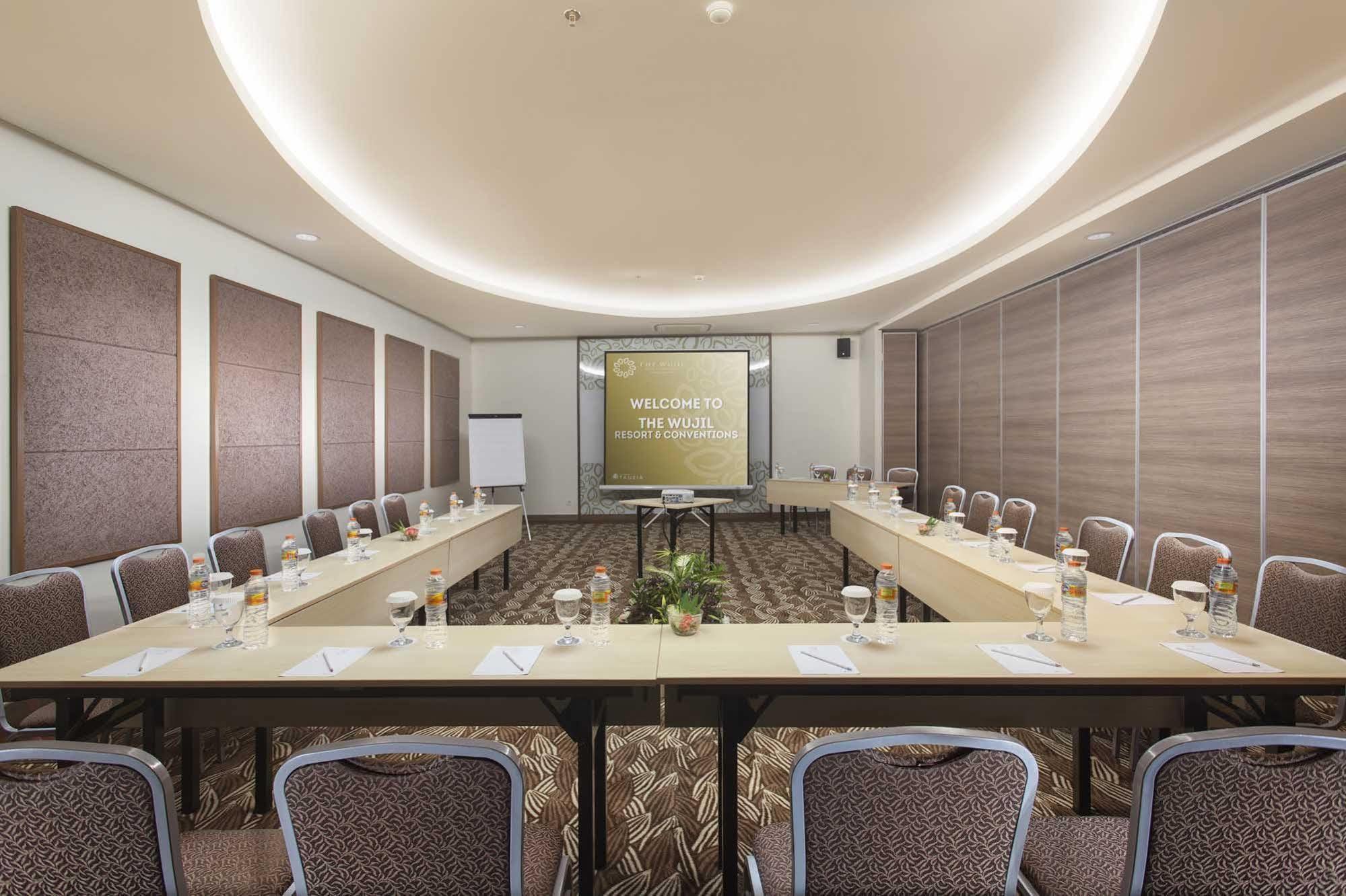 The Wujil Resort & Conventions Semarang Exterior foto